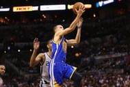 Stephen Curry netted 44 points against the Spurs